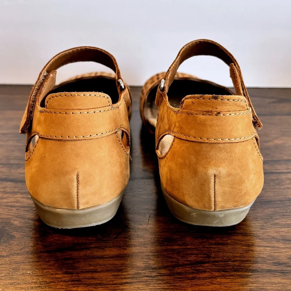 Earth Origins Etbella Bronnie Perforated Leather Mary Janes Sz 9 Comfort Shoes